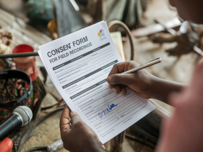 Wie erstelle ich ein einfaches, mehrsprachiges einverständnisformular für field recordings, das communities wirklich versteht und schützt