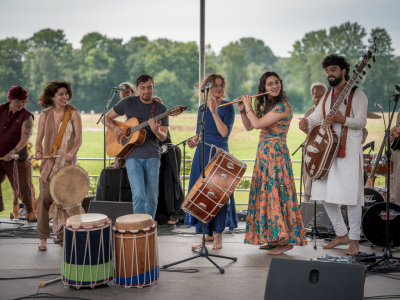 Wie baue ich eine nachhaltige touring-route für unabhängige weltmusik-bands